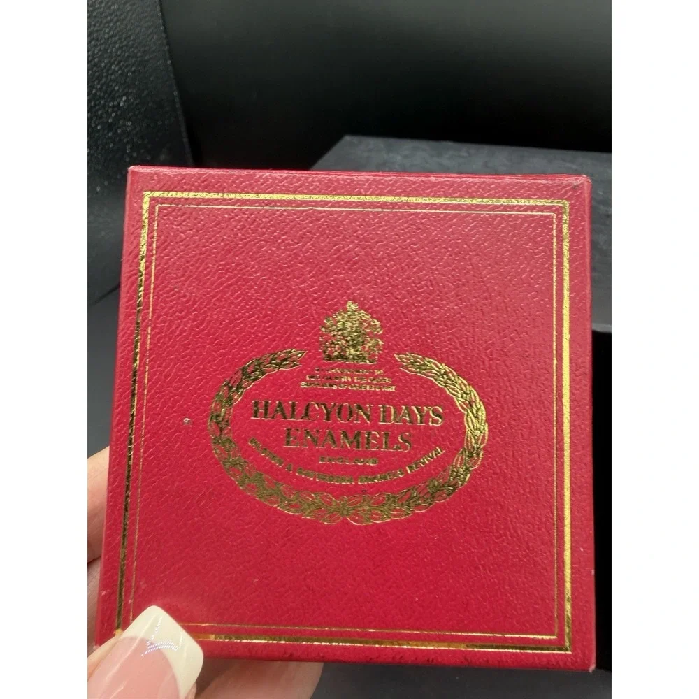 🎄 Halcyon Days Enamels 1984 Christmas Trinket Box – Santa – Vintage – EUC ✨